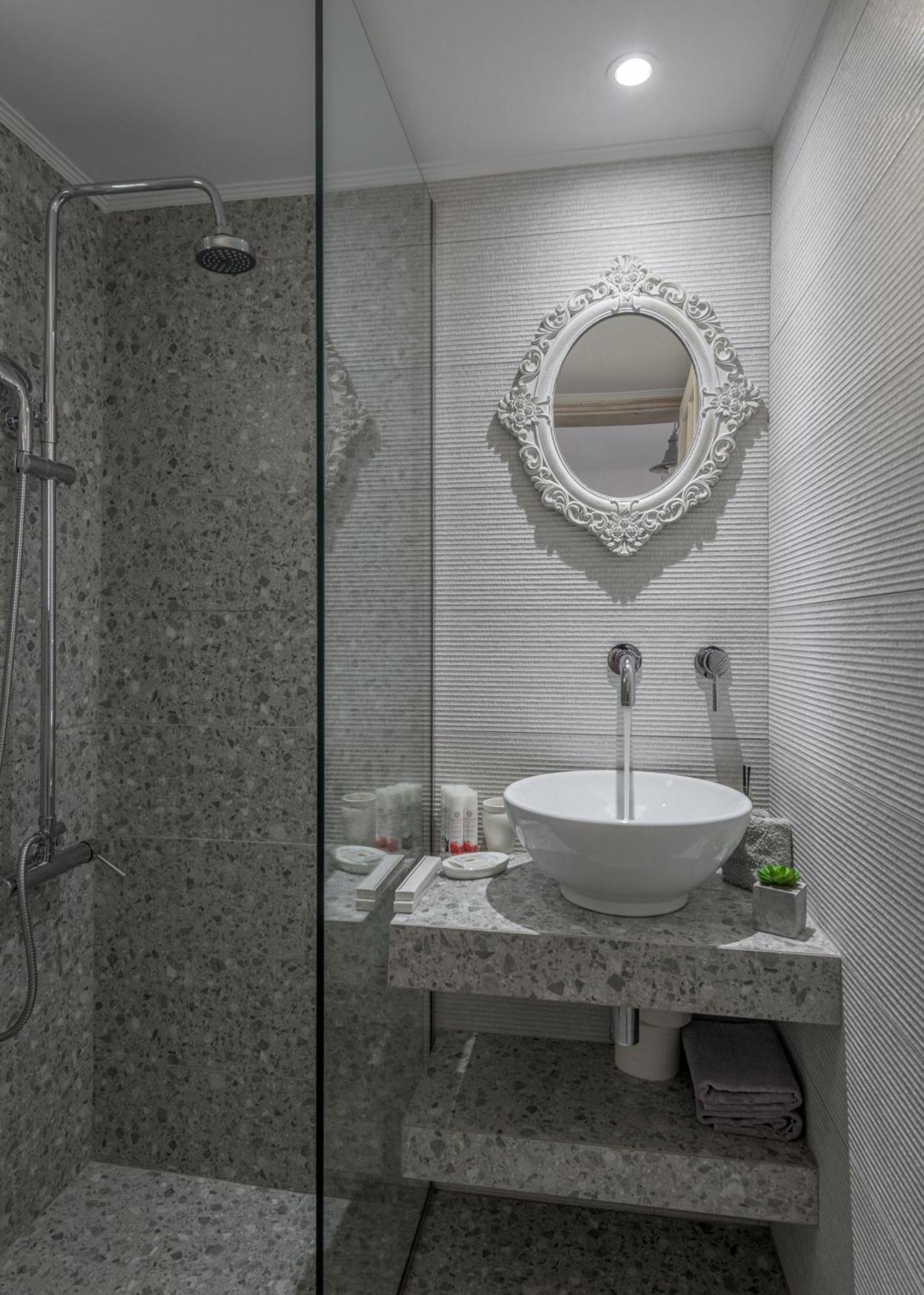 Floras Rooms Pollonia Exterior photo